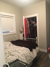 6888 Canada Wy in Burnaby, BC - Building Photo - Building Photo