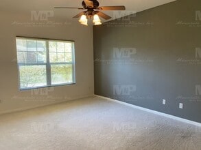 5225 White Willow Dr in Fort Collins, CO - Building Photo - Building Photo