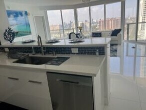 16699 Collins Ave in Sunny Isles Beach, FL - Building Photo - Building Photo