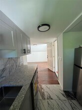815 Carpenter Pl in Mamaroneck, NY - Building Photo - Building Photo
