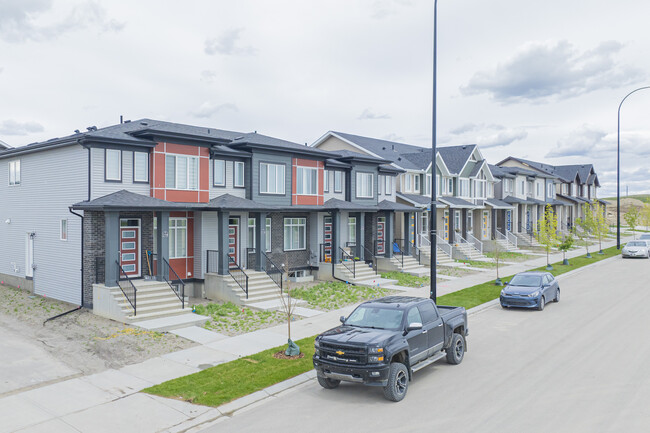 Carrington Blvd NW in Calgary, AB - Building Photo - Building Photo