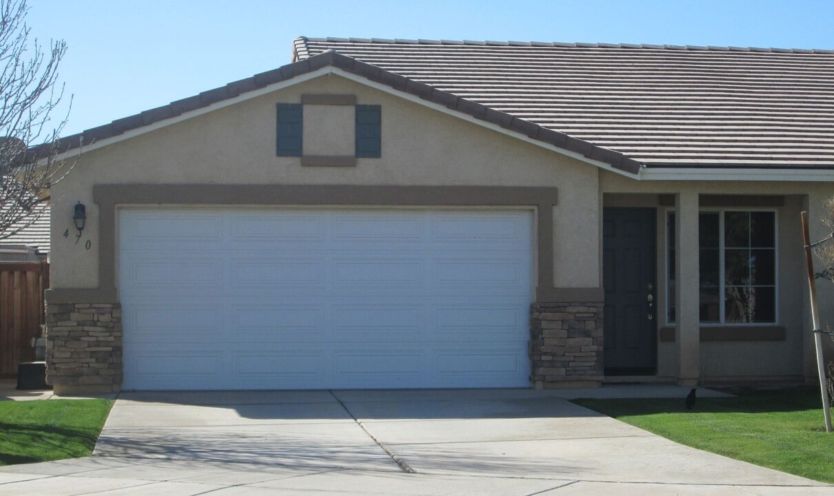 470 Morongo Dr in Imperial, CA - Building Photo