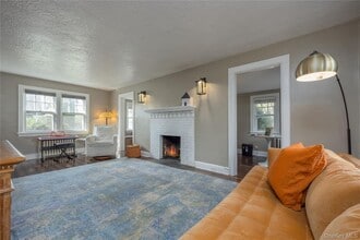 154 Bell Rd in Scarsdale, NY - Building Photo - Building Photo