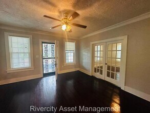 2093 Lamar Ave in Memphis, TN - Building Photo - Building Photo