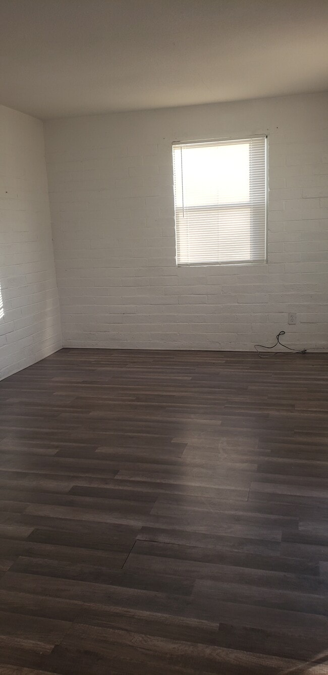 614 N Lemon Ave in Ontario, CA - Building Photo - Building Photo