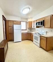 788 Washington Ave in Albany, NY - Building Photo - Building Photo
