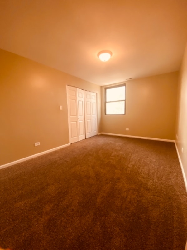 2720 E 75th St in Chicago, IL - Building Photo - Building Photo