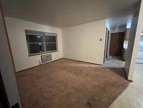 125 Crescent Lake Rd, Unit 111 in St. Clair, MO - Foto de edificio - Building Photo