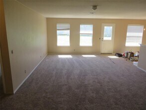 495 Atlantis in Kyle, TX - Building Photo - Building Photo