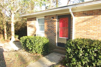 Southwood Apartments in Fayetteville, NC - Building Photo - Building Photo