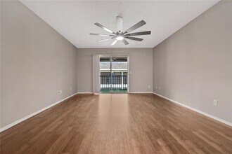 14468 Reuter Strasse Cir in Tampa, FL - Building Photo - Building Photo