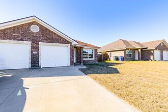 2913 Starlight Dr in Copperas Cove, TX - Building Photo - Building Photo