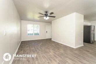 1209 Maury Ln in Greensboro, NC - Building Photo - Building Photo