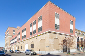 Imperial Court in Jersey City, NJ - Building Photo - Building Photo