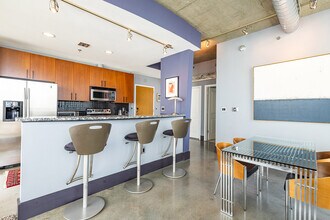 943 Peachtree St NE in Atlanta, GA - Building Photo - Building Photo