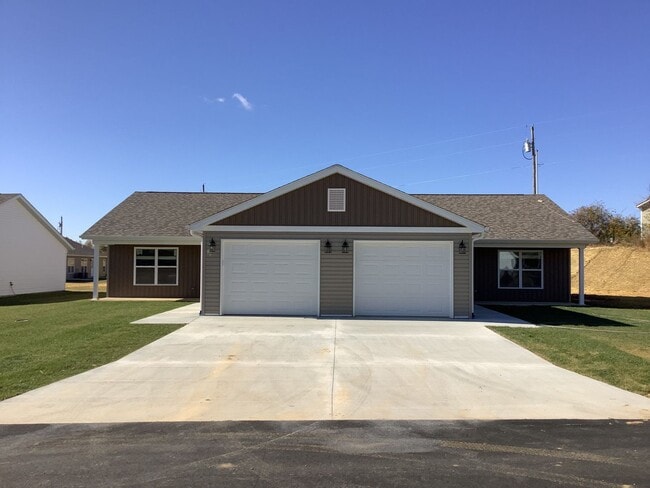 property at 879-881 Highland Pt Dr