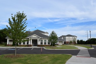 Maple Crossing in Lebanon, TN - Building Photo - Building Photo