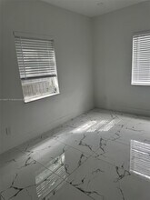 345 SW 49th Ave in Coral Gables, FL - Building Photo - Building Photo