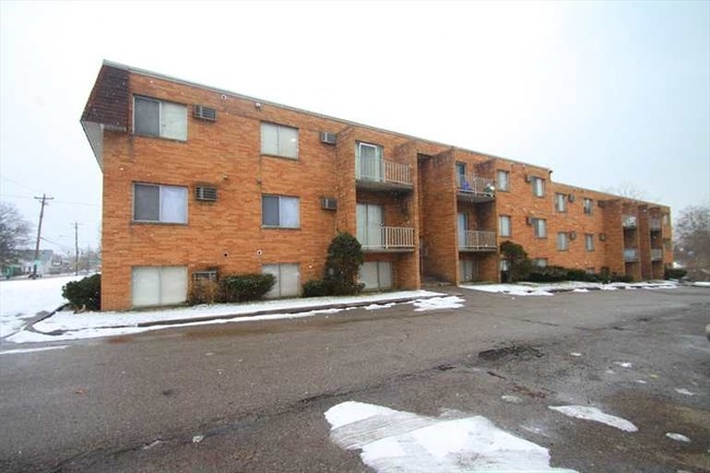 Tamara Lee Apartments in Cincinnati, OH - Foto de edificio - Building Photo