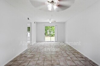 517 Tuxedo Ct in Jacksonville, FL - Building Photo - Building Photo