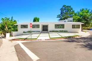 4166 Crisp Canyon Rd in Los Angeles, CA - Building Photo
