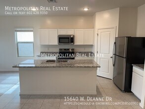 15640 W Deanne Dr in Waddell, AZ - Building Photo - Building Photo