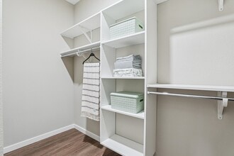 Klara Apartments in Clermont, FL - Foto de edificio - Building Photo