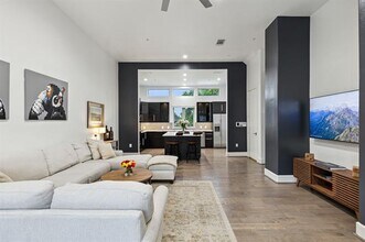 1815 Browder St in Dallas, TX - Building Photo - Building Photo