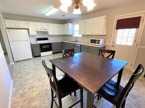 1039 Willow Creek Cir in Maryville, TN - Building Photo - Building Photo