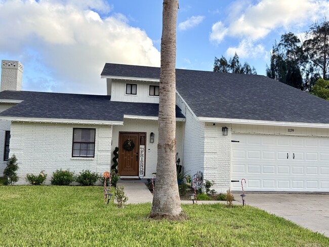 property at 1139 Quail Hollow Dr