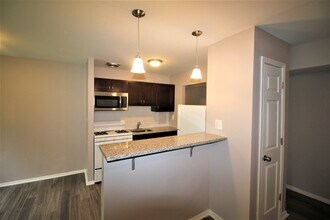 Saint Georges Apartments in Baltimore, MD - Foto de edificio - Building Photo
