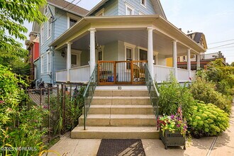 83 Broadway in Ocean Grove, NJ - Building Photo - Building Photo