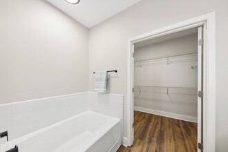 Drift Dunwoody in Dunwoody, GA - Building Photo - Building Photo