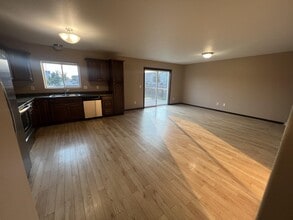 3314 8th St W in West Fargo, ND - Building Photo - Building Photo