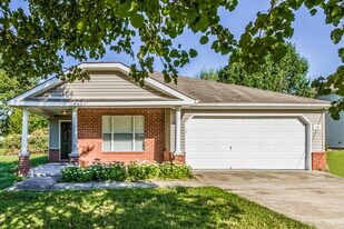805 Hammersmith Dr in Smyrna, TN - Building Photo