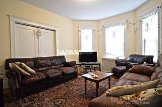 35 Chester St, Unit 2 in Boston, MA - Foto de edificio - Building Photo