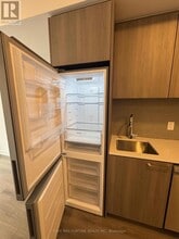 7439 Kingston Rd in Toronto, ON - Building Photo - Building Photo