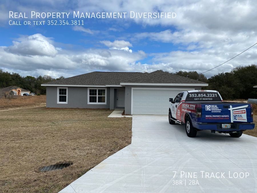 7 Pine Track Loop in Ocala, FL - Foto de edificio