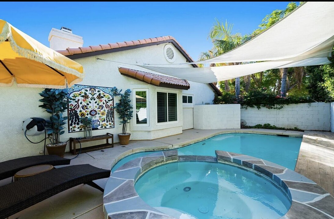 79690 Iris Ct in La Quinta, CA - Foto de edificio