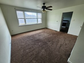 410 Pike St in Meadow Lands, PA - Building Photo - Building Photo
