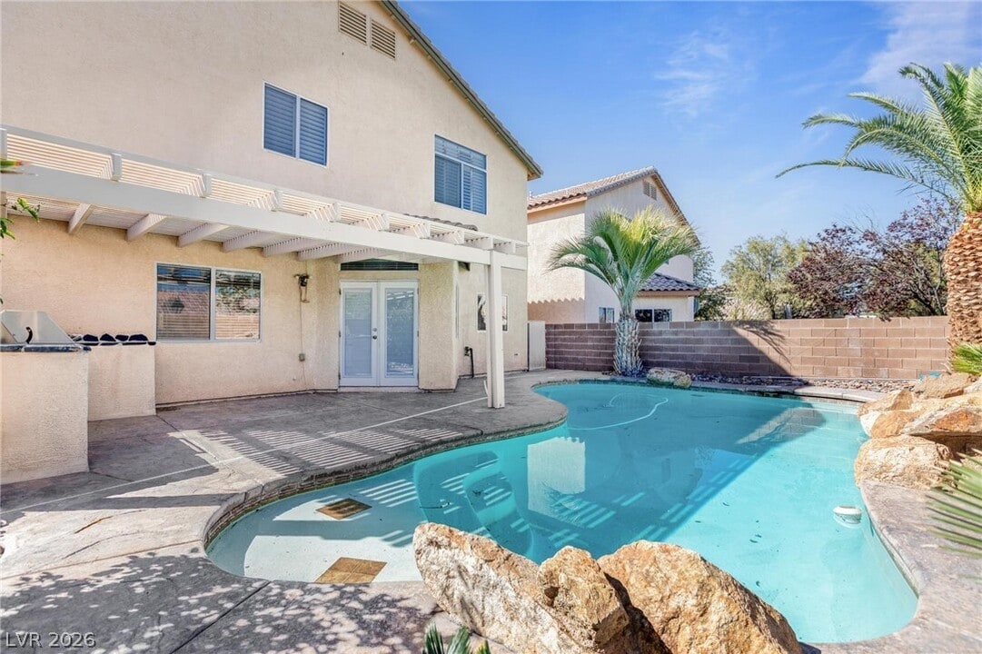 10980 St Rafael St in Las Vegas, NV - Building Photo