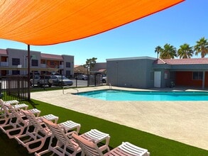 ORANGE GROVE in Las Vegas, NV - Building Photo - Building Photo