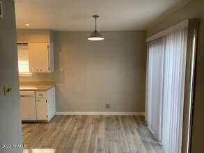 1172 E Vaughn St, Unit A in Tempe, AZ - Building Photo - Building Photo