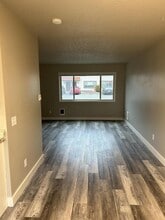 3437 Redwood Ave in Bellingham, WA - Building Photo - Building Photo