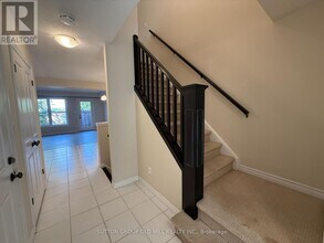 167 Arkell Rd in Guelph, ON - Building Photo - Building Photo