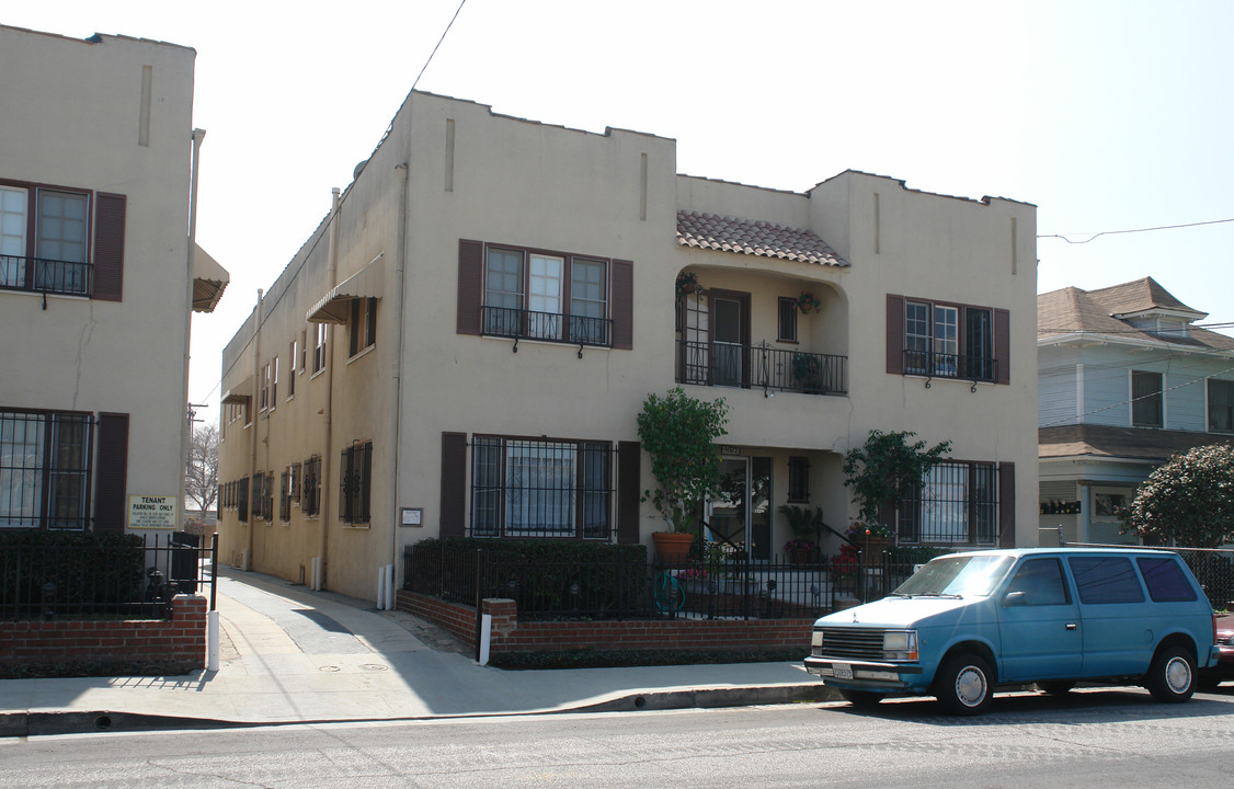 362 W Palmer Ave in Glendale, CA - Building Photo