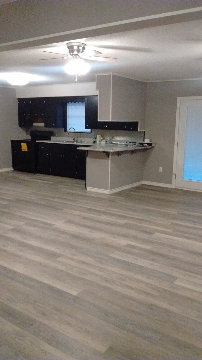 203 Catalpa St Rentals in Palestine, TX