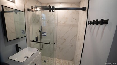 305 N Terrace Ave in Mount Vernon, NY - Building Photo - Building Photo