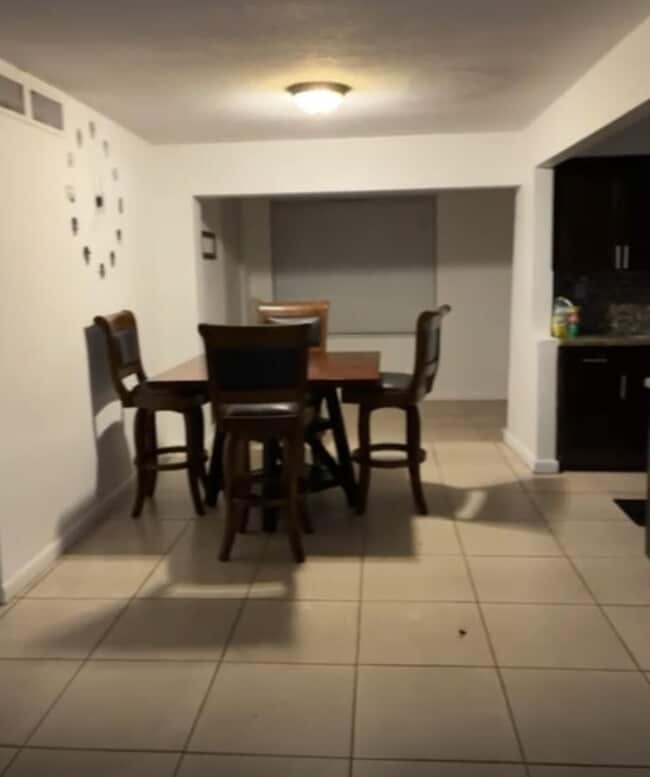 2705 NW 73rd Ave in Sunrise, FL - Building Photo - Building Photo