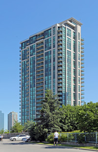 Altitude II in Toronto, ON - Building Photo - Building Photo